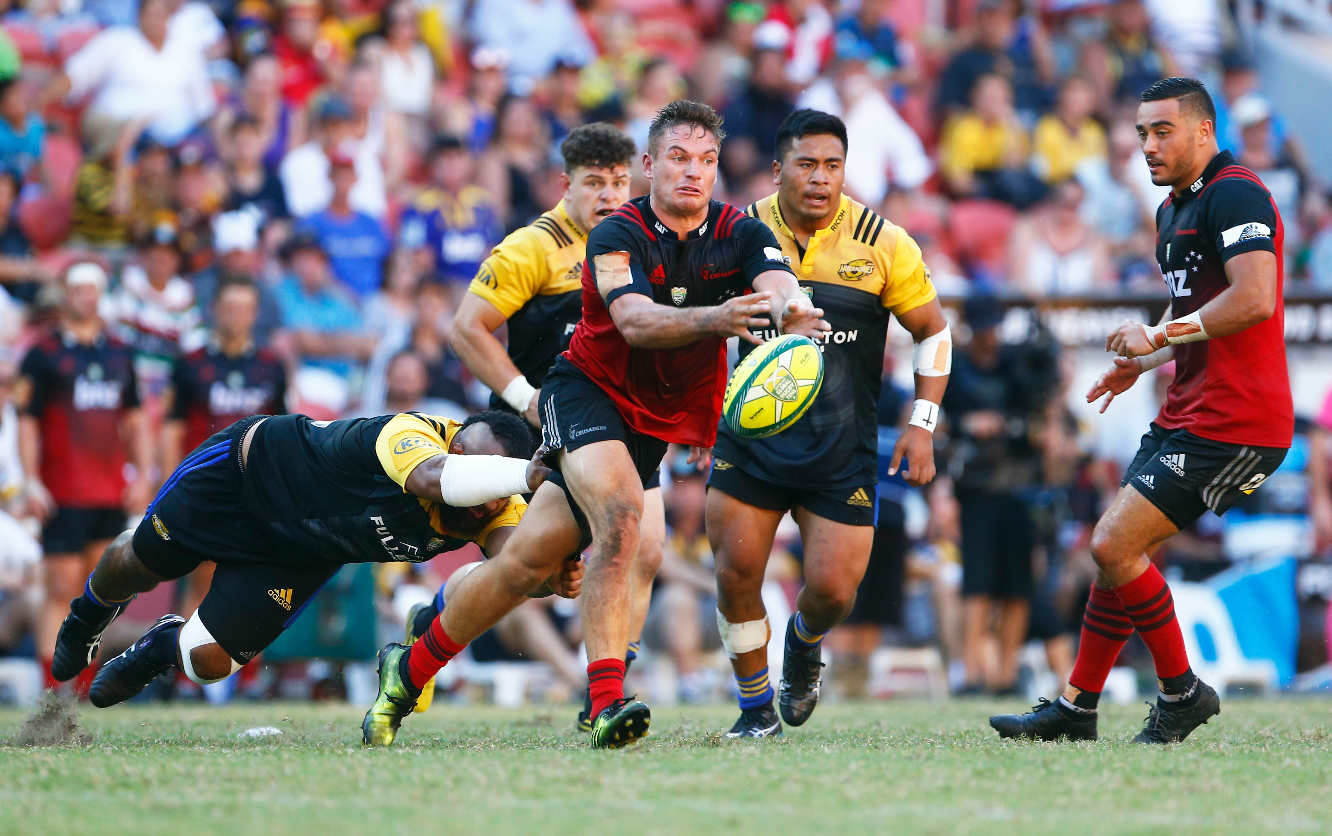 Super Rugby kicks off with new breakdown guidelines 